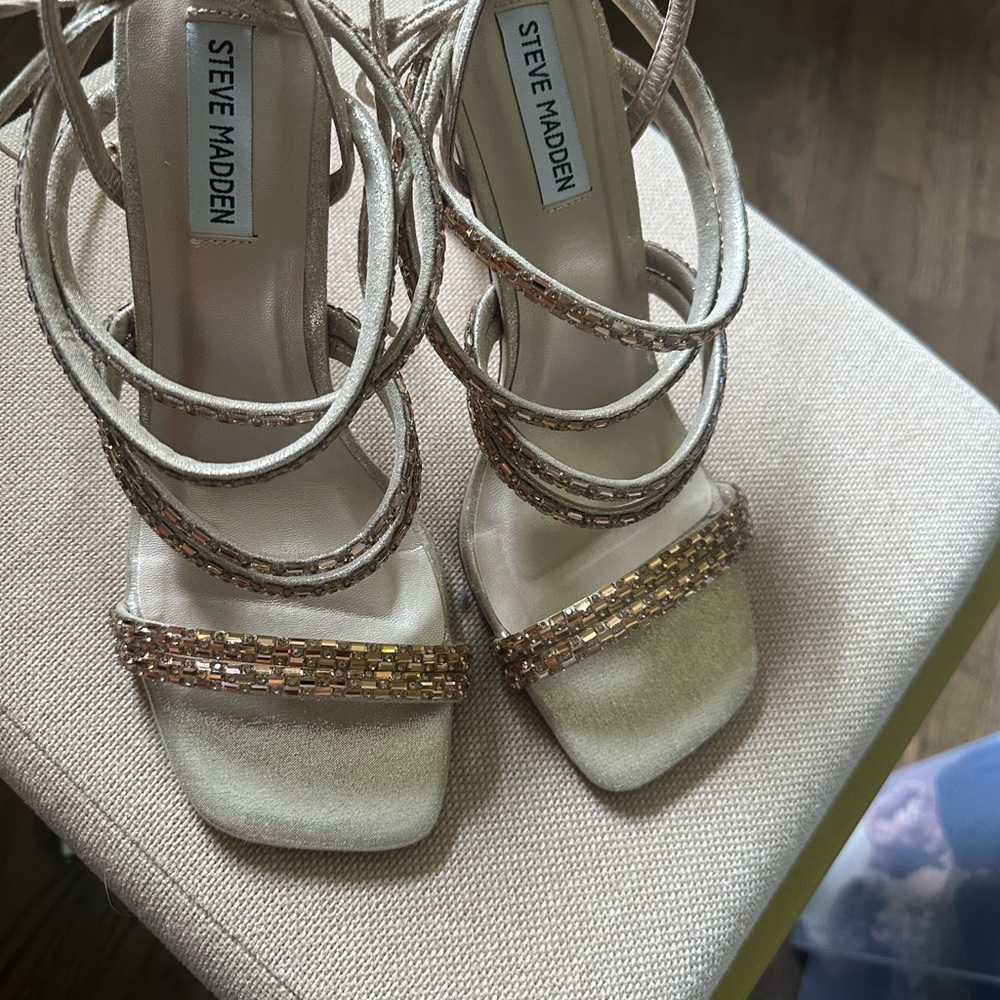 Steve Madden Women's  Gold Metallic Strappy Heels